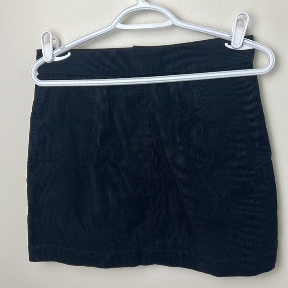 Aritzia Wilfred Corduroy Mini Front Button Closure Skirt Size 6 - Picture 6 of 10